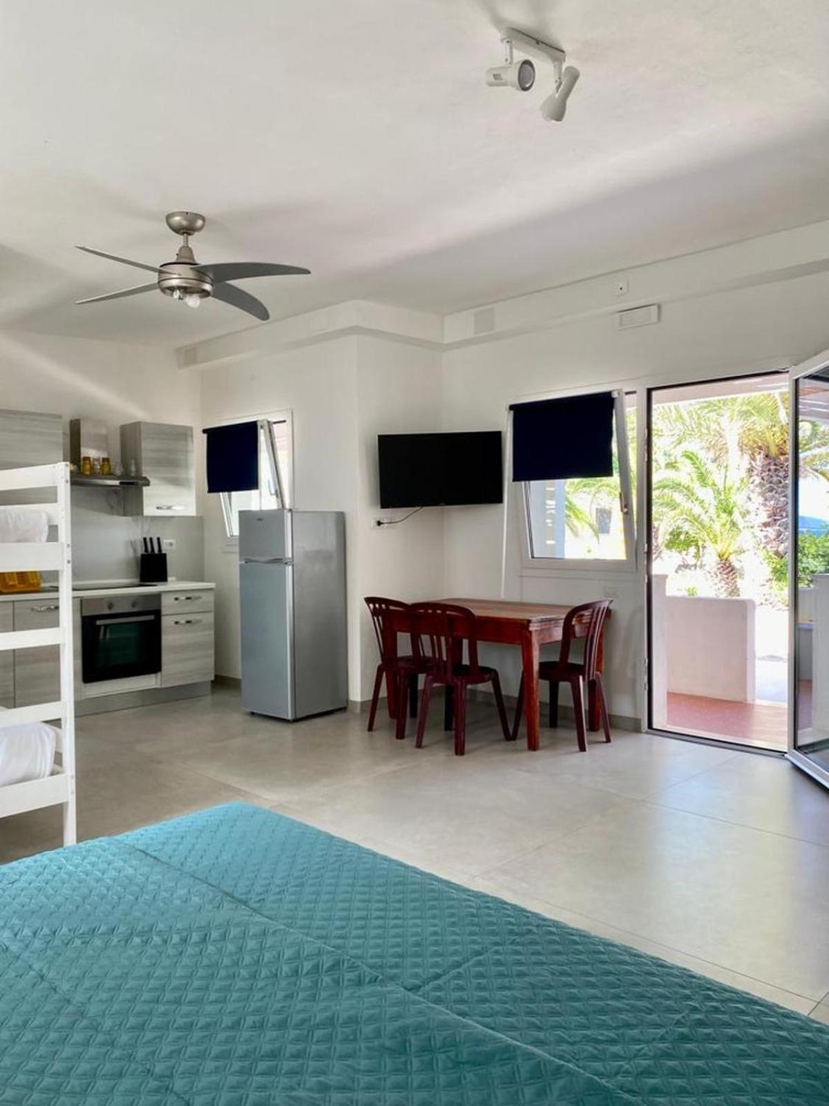 Lido Di Alghero Rooms On The Beach 외부 사진