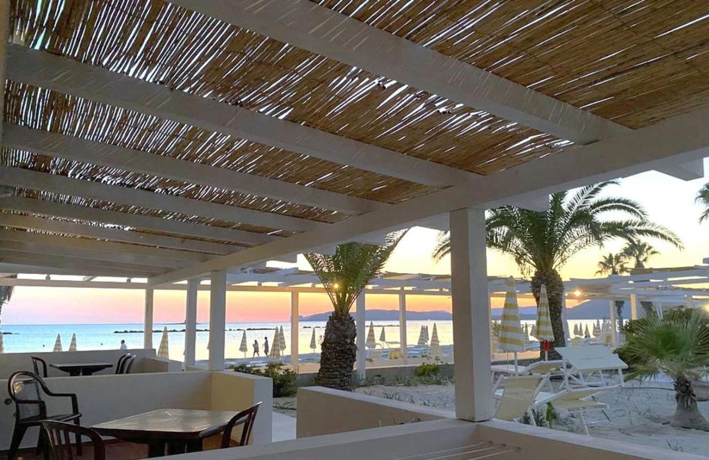 Lido Di Alghero Rooms On The Beach 외부 사진
