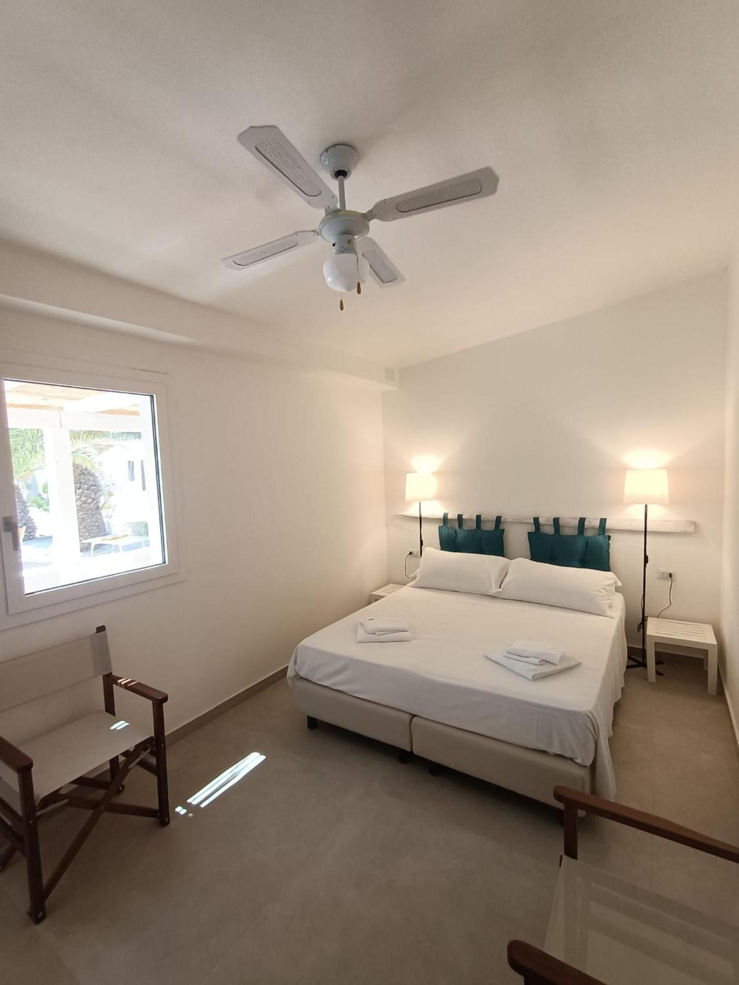 Lido Di Alghero Rooms On The Beach 외부 사진