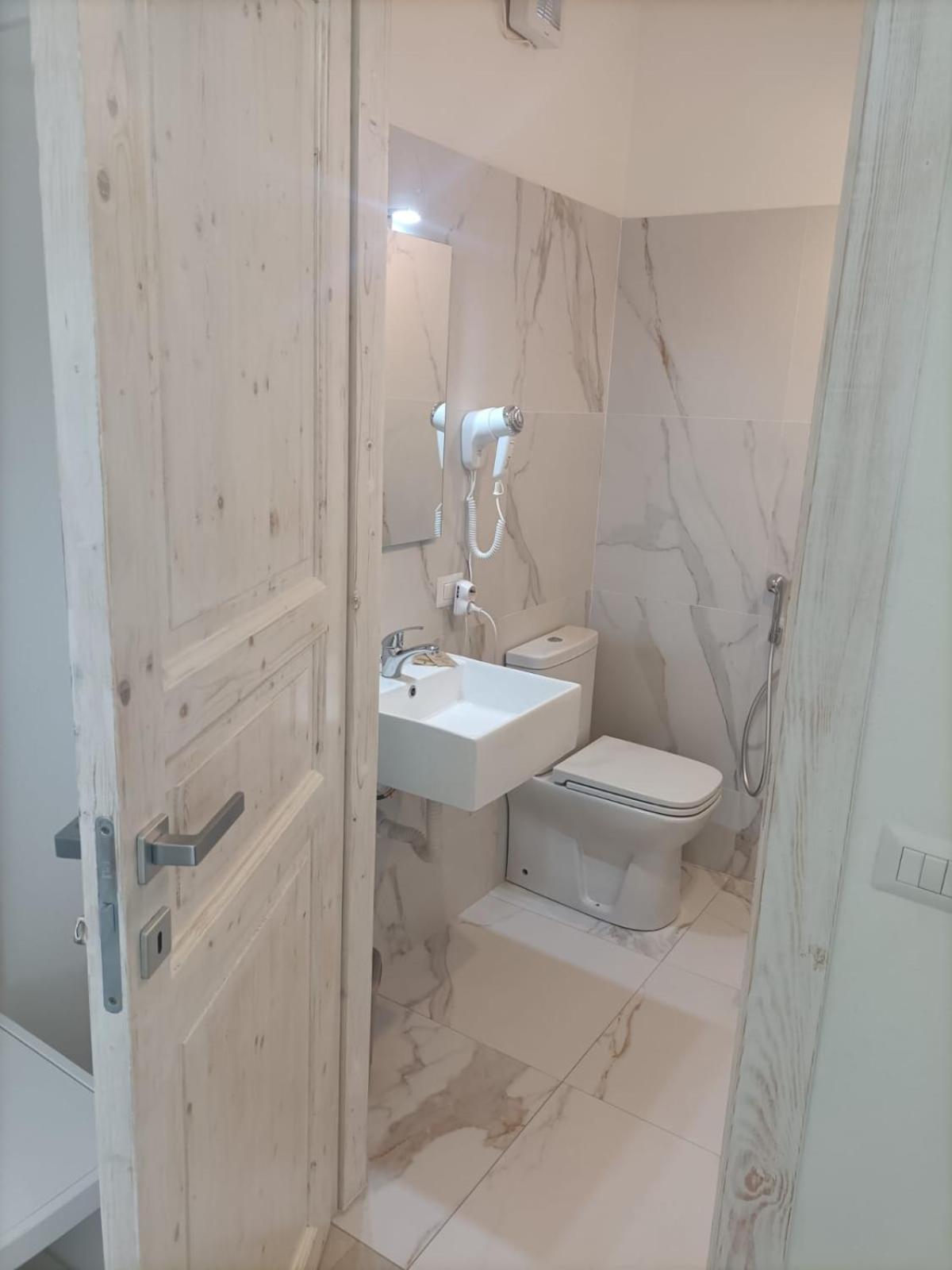 Lido Di Alghero Rooms On The Beach 외부 사진